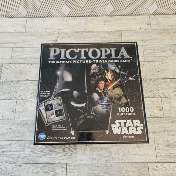 Star Wars Monopoly & Star Wars Pictopia Games Set - Picture 3 of 4